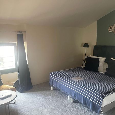 סן-פול-טרואה-שאטו Le Victoria Boutique Hotel מראה חיצוני תמונה