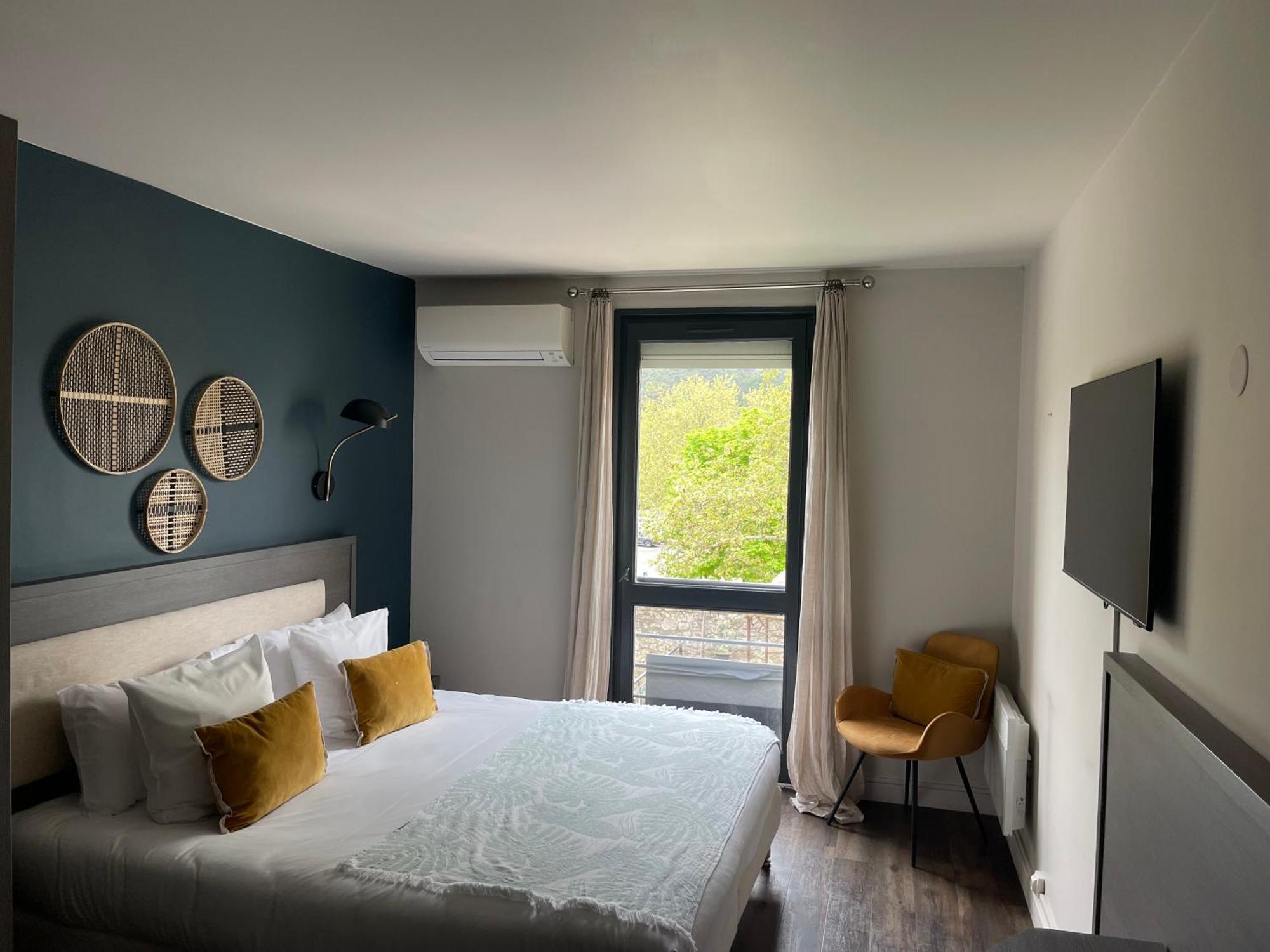 סן-פול-טרואה-שאטו Le Victoria Boutique Hotel מראה חיצוני תמונה