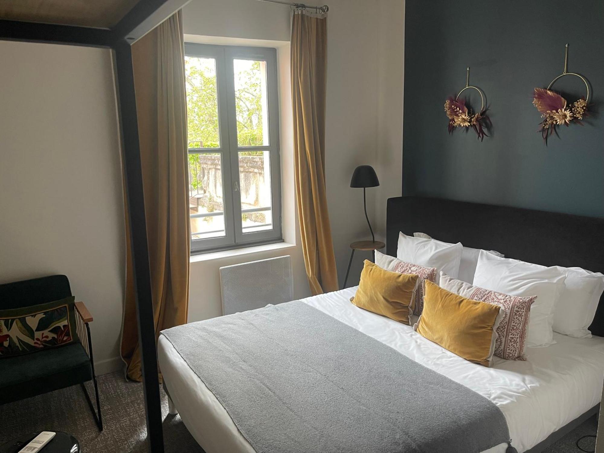 סן-פול-טרואה-שאטו Le Victoria Boutique Hotel מראה חיצוני תמונה